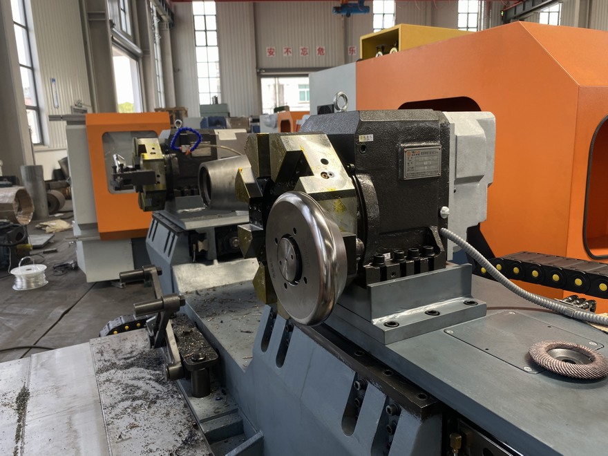 cnc metal spinning machine